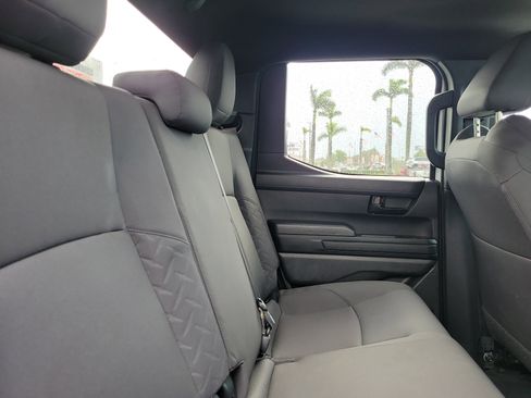 Certified 2025 Toyota Tacoma SR5 image 15