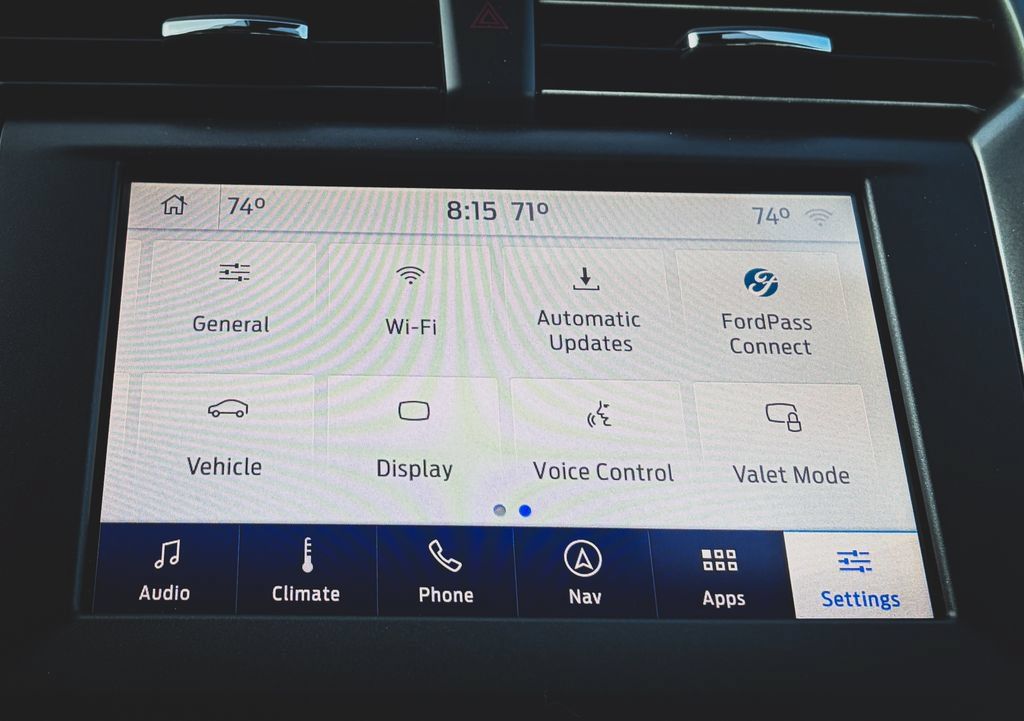 Used 2020 Ford Fusion SE FWD image 13
