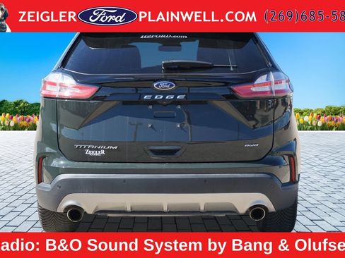 Used 2023 Ford Edge Titanium w/ Cargo Accessory Package AWD/4WD image 4