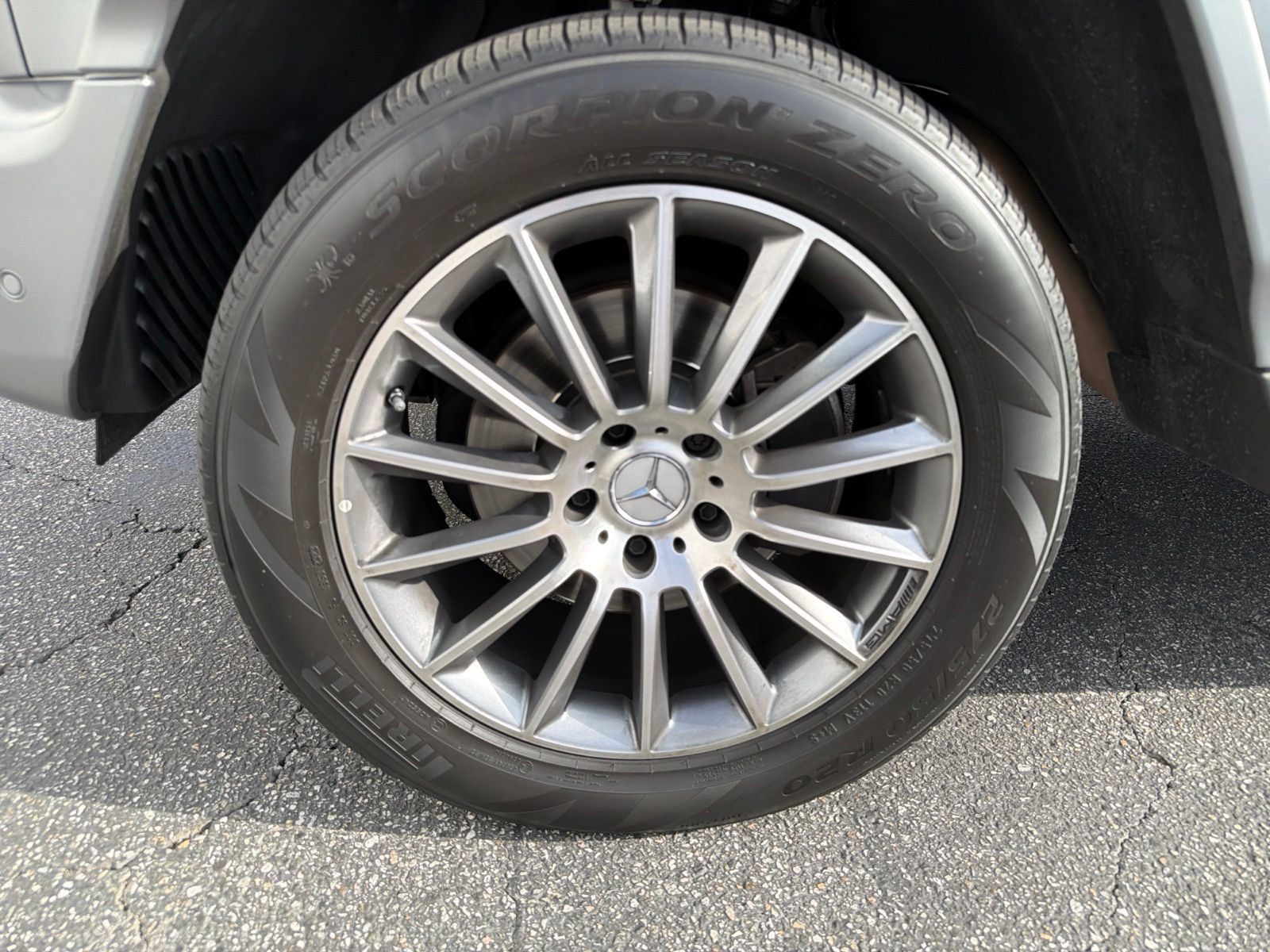 Used 2023 Mercedes-Benz G 550 image 6