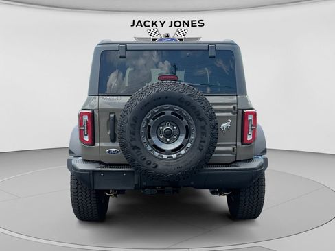 Used 2025 Ford Bronco Badlands w/ Sasquatch Package AWD/4WD image 4