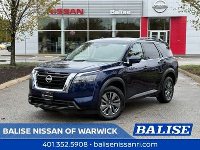 Used 2025 Nissan Pathfinder SV