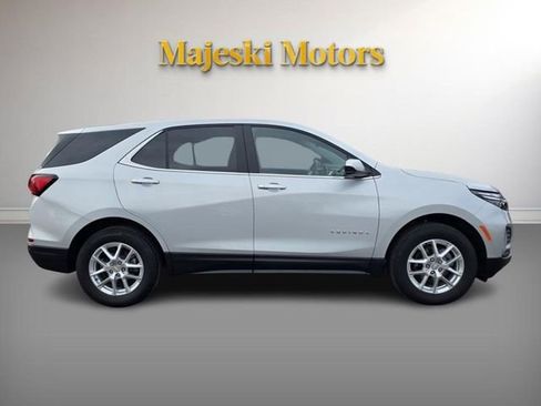 Used 2022 Chevrolet Equinox LT image 7