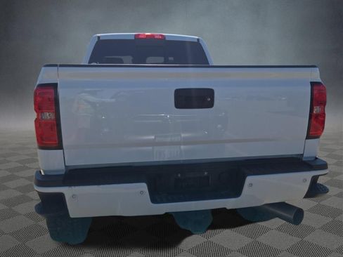 Used 2018 Chevrolet Silverado 2500 High Country w/ Duramax Plus Package AWD/4WD image 16