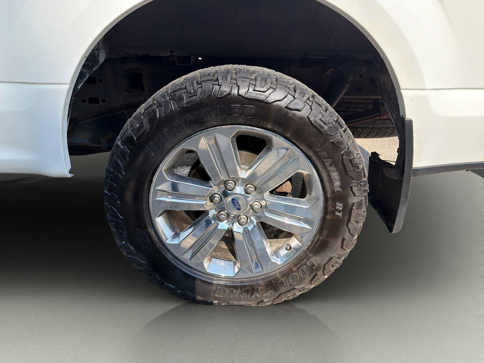 Used 2019 Ford F150 XLT w/ Equipment Group 302A Luxury AWD/4WD image 24