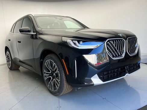 Used 2026 BMW X3 xDrive30 w/ Convenience Package AWD/4WD image 2