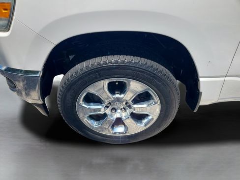 Used 2020 RAM 1500 Big Horn AWD/4WD image 29