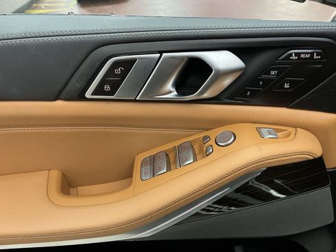 Certified 2024 BMW X7 xDrive40i w/ M Sport Package image 13