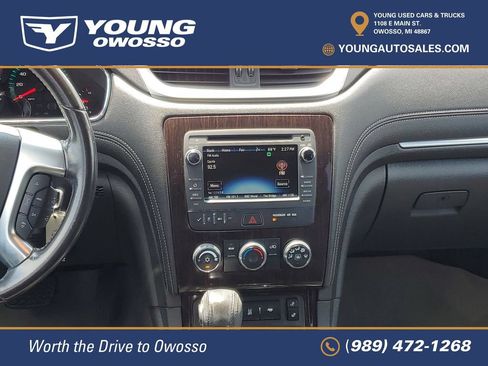 Used 2017 Chevrolet Traverse LT w/ Style and Technology Package AWD/4WD image 24