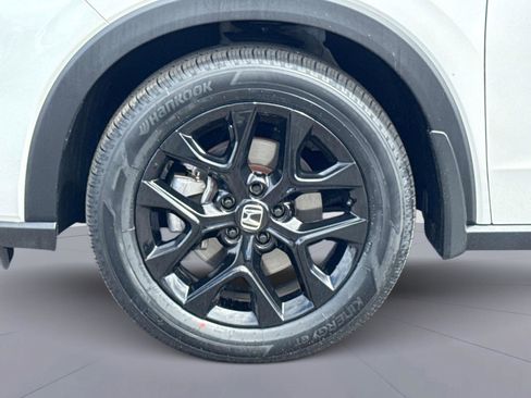 Certified 2024 Honda HR-V Sport image 11