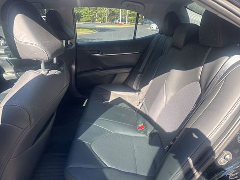 Used 2024 Toyota Camry XLE image 10