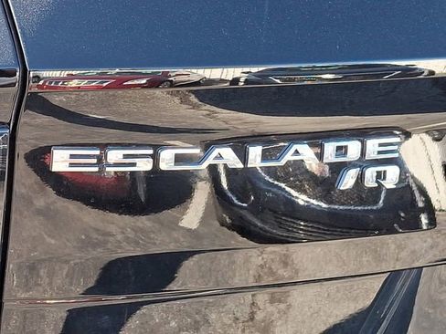 New 2025 Cadillac Escalade IQ Luxury 2 image 17