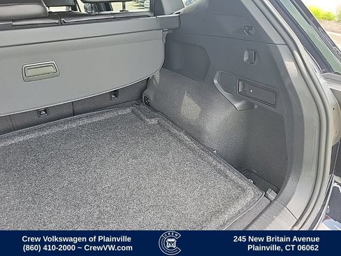 Certified 2024 Volkswagen Tiguan SE R-Line AWD/4WD image 51