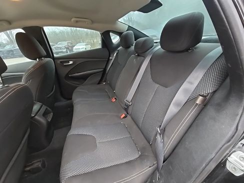 Used 2015 Dodge Dart SXT image 16