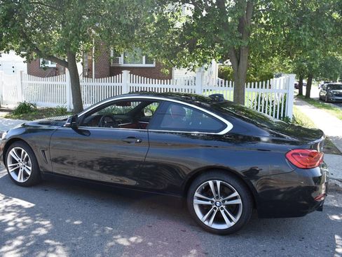 Used 2019 BMW 440i xDrive Coupe w/ Convenience Package AWD/4WD image 9