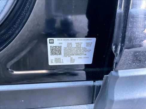 Used 2022 Chevrolet Equinox RS image 35