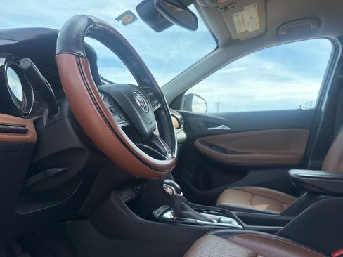 Used 2020 Buick Encore GX Essence w/ Advanced Technology Package image 31