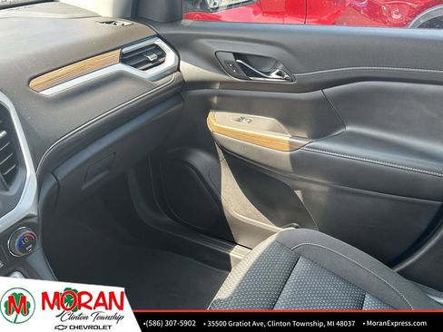 Certified 2023 GMC Acadia SLE w/ LPO, Cargo Package AWD/4WD image 26