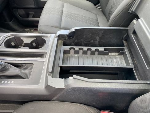 Used 2018 Ford F150 XLT w/ Equipment Group 302A Luxury AWD/4WD image 17