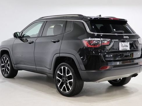 Used 2018 Jeep Compass Limited w/ Navigation Group AWD/4WD image 6
