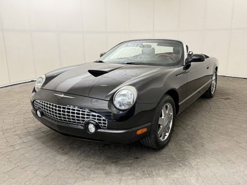 Used 2002 Ford Thunderbird image 3