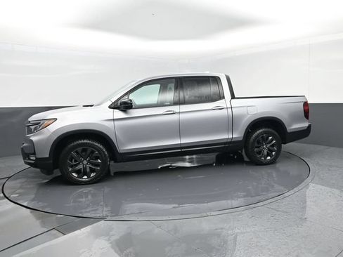 Used 2022 Honda Ridgeline Sport image 5