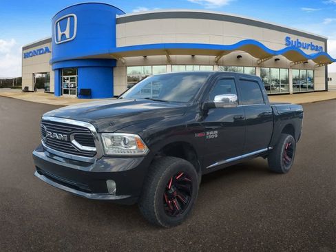 Used 2017 RAM 1500 Limited image 4