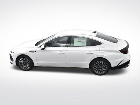 Used 2025 Hyundai Sonata SEL FWD image 23