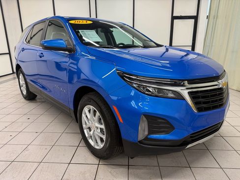Certified 2024 Chevrolet Equinox LT w/ LPO, Floor Liner Package image 2