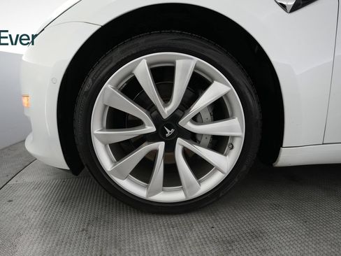 Used 2018 Tesla Model 3 Long Range RWD image 19