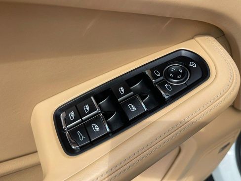 Used 2016 Porsche Macan S image 27