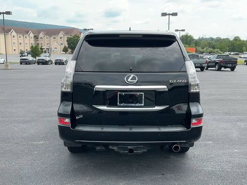 Used 2017 Lexus GX 460 Premium w/ Premium Package AWD/4WD image 8