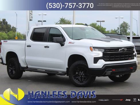 Used 2024 Chevrolet Silverado 1500 LT Trail Boss w/ Protection Package AWD/4WD image 1