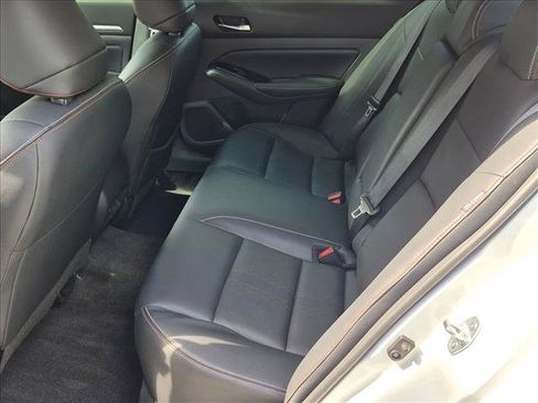 Used 2024 Nissan Altima 2.5 SR w/ SR Premium Package FWD image 19