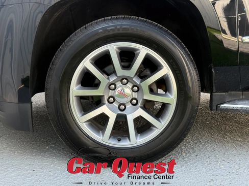 Used 2017 GMC Yukon XL Denali w/ Open Road Package AWD/4WD image 43