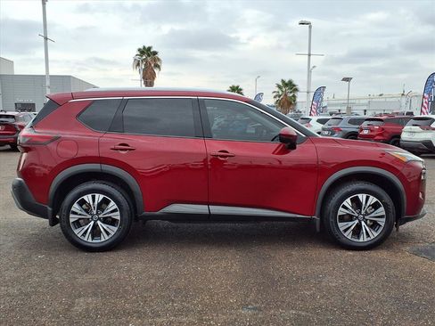 Used 2021 Nissan Rogue SV w/ Premium Package image 8