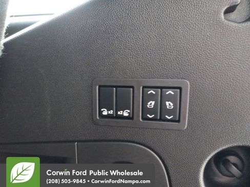 Used 2019 GMC Yukon Denali w/ Denali Ultimate Package image 30