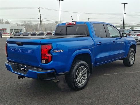 Used 2023 Chevrolet Colorado LT w/ LT Convenience Package II image 10