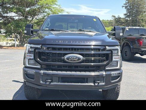 Used 2022 Ford F250 Lariat w/ Tremor Off-Road Package AWD/4WD image 2
