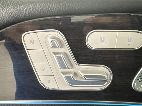 Used 2020 Mercedes-Benz GLS 450 4MATIC image 21