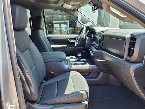 New 2026 GMC Sierra 1500 SLT AWD/4WD image 38