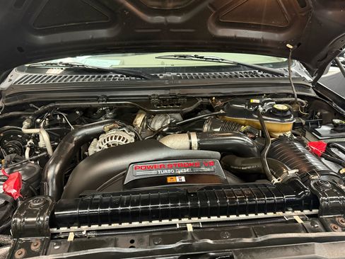 Used 2004 Ford F350 Lariat image 25