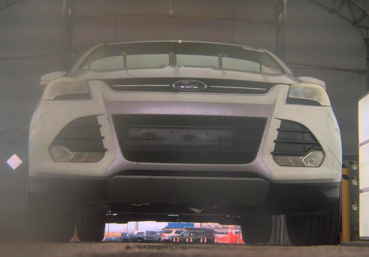 Used 2013 Ford Escape SEL FWD image 3