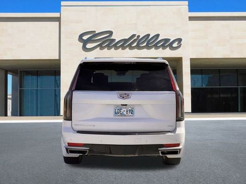 Used 2021 Cadillac Escalade ESV Premium Luxury w/ Driver Assist Tech Package image 5