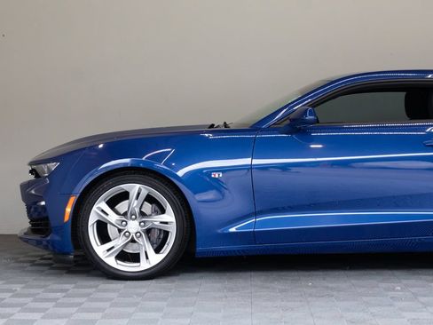 Used 2022 Chevrolet Camaro SS RWD image 8