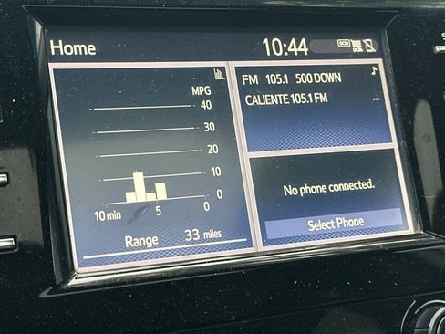 Used 2019 Toyota Camry SE image 18