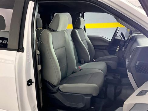 Used 2017 Ford F150 XL w/ Equipment Group 101A Mid image 9