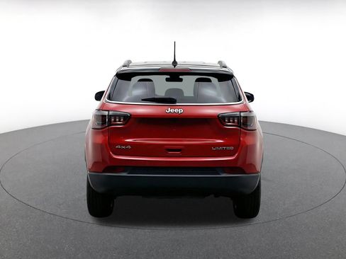 Used 2025 Jeep Compass Limited AWD/4WD image 8
