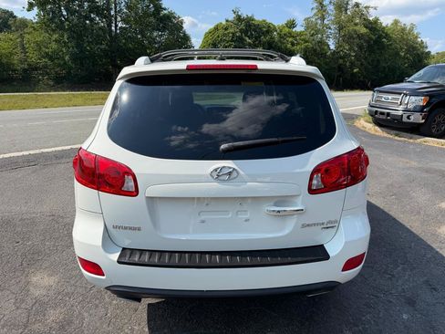 Used 2009 Hyundai Santa Fe Limited FWD image 6