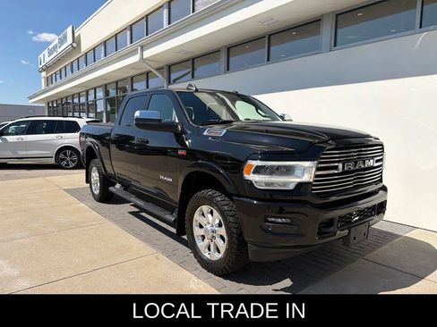 Used 2022 RAM 2500 Laramie AWD/4WD image 1